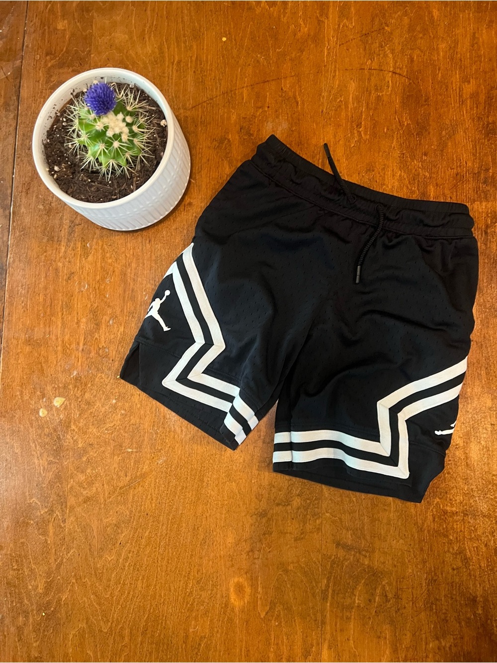 Nike Air Jordan Black Mesh Basketball Shorts Youth Small